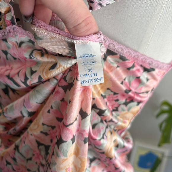 vintage pink lace floral slip tank - Picture 7 of 8